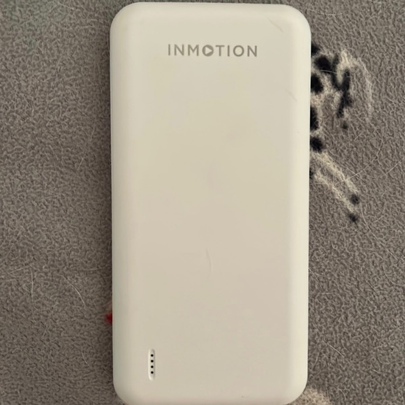 Portable charger - Picture 1 of 1